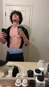 whereisefl Just abs Poză