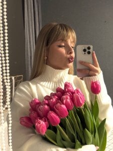 AngelicaHollywood moments from life Kuva