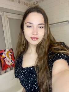 LeenaPuita Today in my favorite dress Foto 2