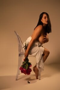 LissaBaker 𝐵𝐿𝒪𝒮𝒮𝒪𝑀🌺 Poză 3