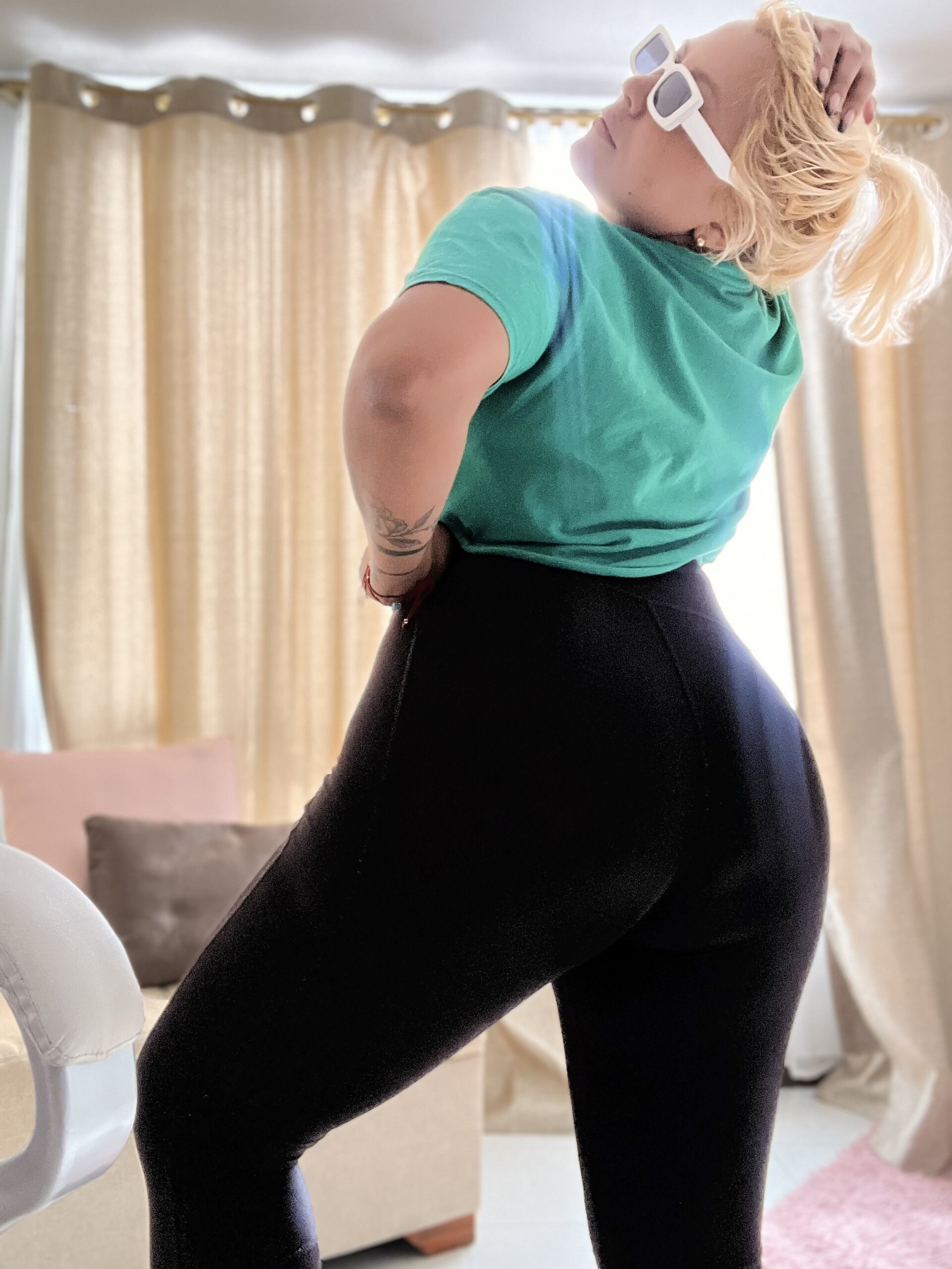 Dreamy_kriss Cam Model: Free Live Sex Show & Chat | Stripchat