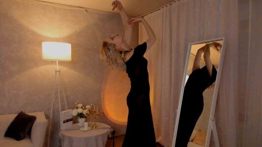 AgataLuuna Public Pic 3