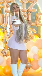 milaowens My sweet 26 👑🍾🥳 Pic 2