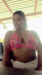 Enjoying a warm weekend 🔥⛺☀️ de valeria_rivera1  5 Imagens