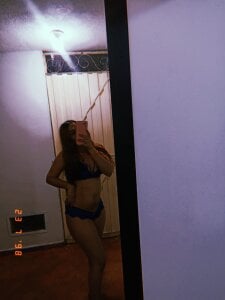 IrisDavis_ Public Pic 7