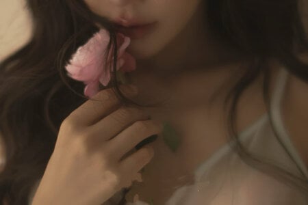 _Aria_Moonie Make me feel you Pic 4