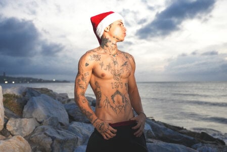 john_mystic beach day Pic 4