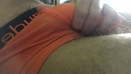 iva_handfull A real handfull Pic 2