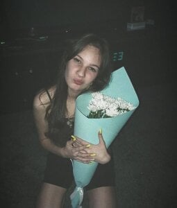 NeliaVandresar just like that😏 Pic 4