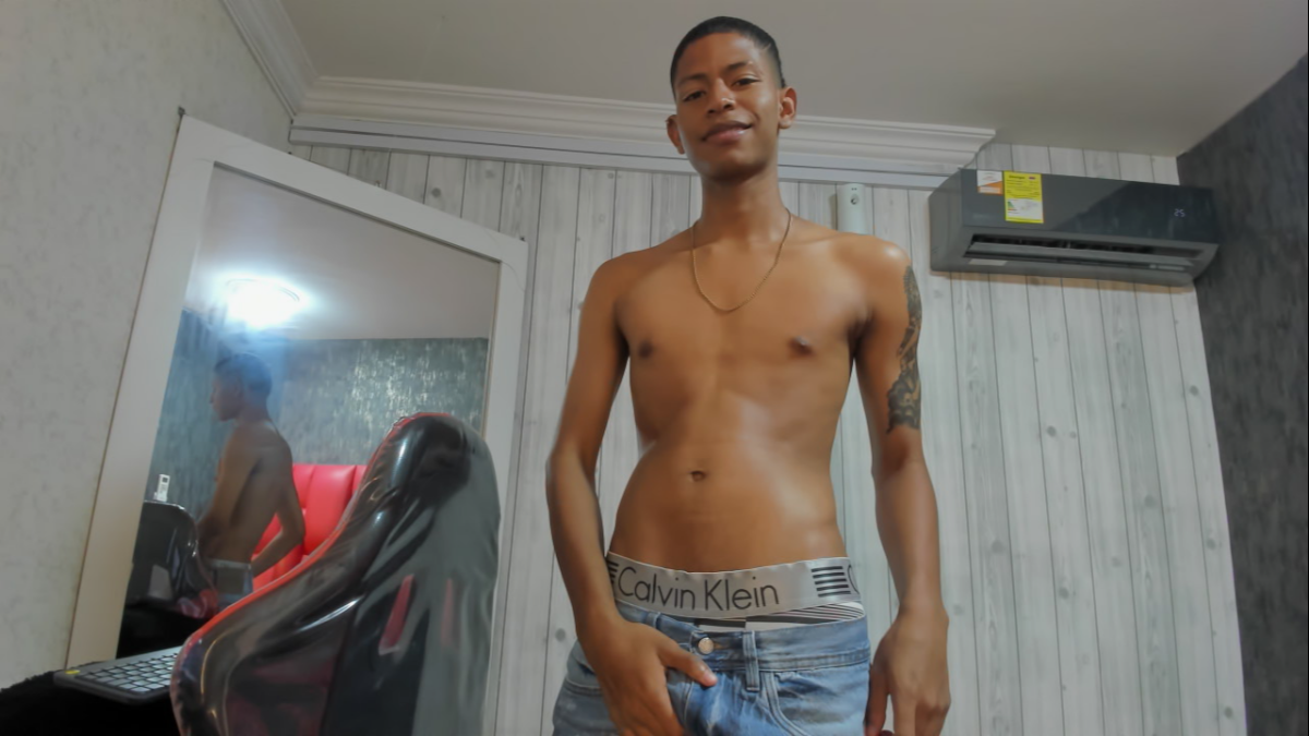 _erick_j Trending Pic 3309