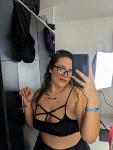 sofiabigass_deephard F Pic