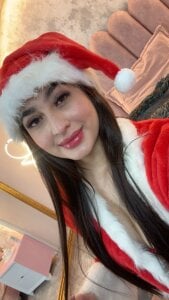 JasmineRhodes happy first day of christmas🎄🎅 Pic