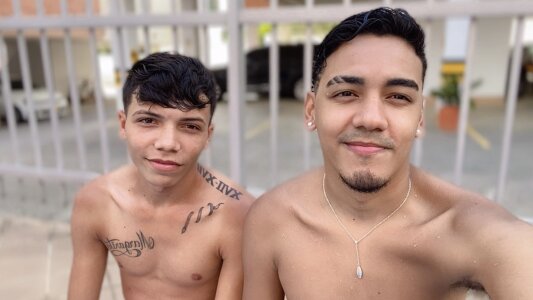 Red_Diamond_Guy: Public ( 4 фото)