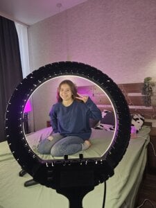 CatherineRichards my badroom vibe 💚🤎 Pic 7