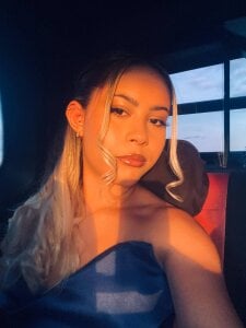 SavannahCustance Public รูป  2