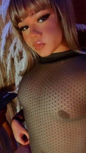 Tiffany_deluxe My body is the temple of temptation Pic 2