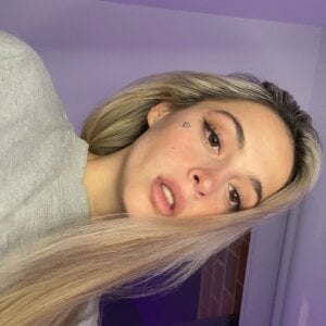 Sophialuvv9 Public Pic 3