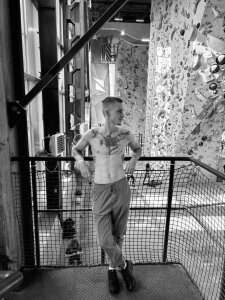 JAMES__LEE Public Pic 3