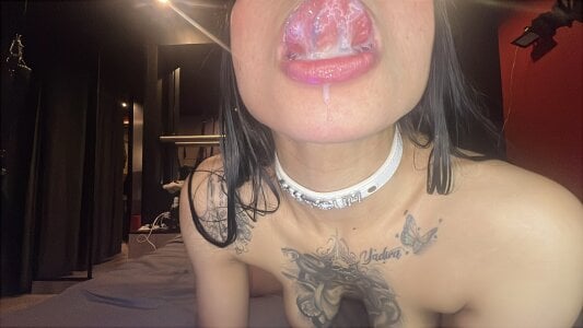 MiluandMIke SLUT CUM Pic 2