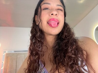 JulietaBabyxxxのPublicの 3枚の写真