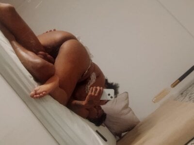 Emaa_Scot's XXX Nude Photo 1