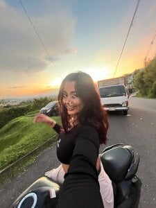 Ariana_Pierce Traveling in Motorcycle Pic 3