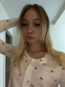 BeliaFrobish ♡ Pic 4