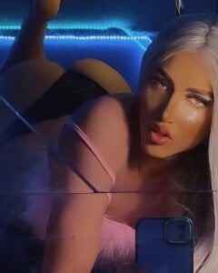 charlottesexxx a suck Pic 2