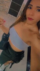 thaira_merlano_ BEAUTIFUL SKINNY AND SEXY TRANS GIRL Foto 