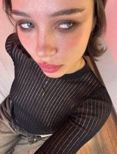 Black_Jenny Public Pic 5