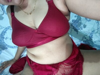 Ruhaniak_hot Public Pic 6