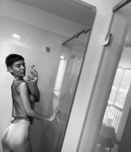 AmberLux07 Public Pic