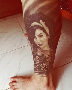 IaDoherty My Amy Winehouse's tattoo 🍭🎤🎺🎸 Photo