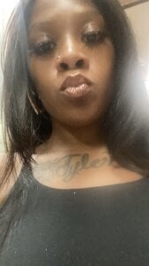 Munchonyummy Just because 😼💚 Pic 9