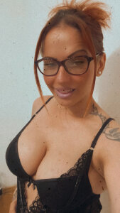 JuliaStar88 Look at me Pic 2