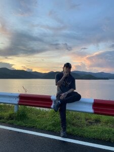 paulvelvet Just regular Pic 3