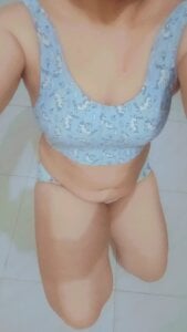 Cute_Punjaban Public Pic 7