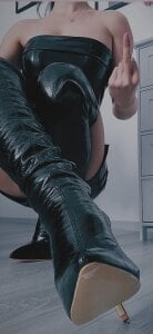 MistressMiia Public Poză 2