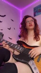 MUSIC LOVER de Nina-Chick777  3 Imagens