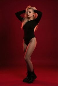 TawandaKerst Temptation in Every Glance 😘🔥 Billede 2