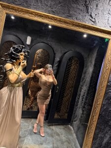 💛 de Amara_Velvet_  4 Imagens