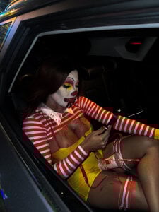 miaa_khalifaa I'm Lovin' It🍟🤡🔥👻 Pic 5