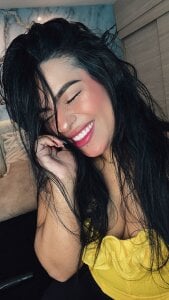 kiana_cream Today is yellow 💛💛  3. fénykép