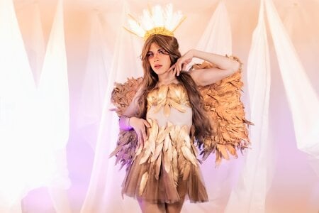 Luu_Blossom Born 2B A Pic 3