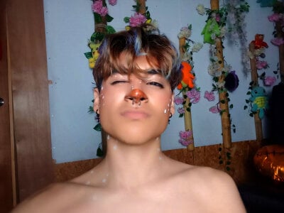 sweetness and flirtation de Leo_Glow  photos