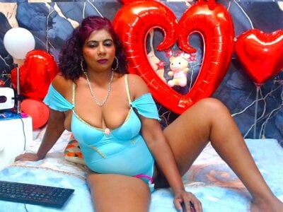 indianerotica69のSEDUCTIVENESSの枚の写真