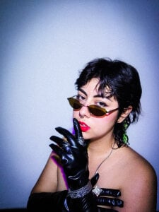 sweet_jasmin11 Gloves Pic