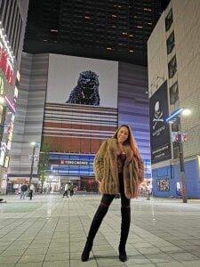 itsmeReina Hello Pic