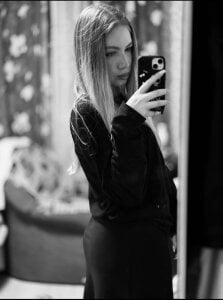 DelilaRicIeyPublic Bild 5