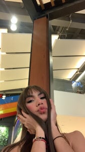 Samantha_Jones44Public图片 3